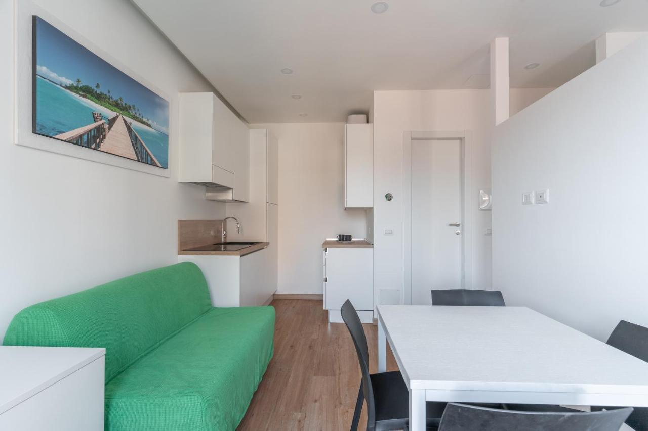 Cimiano Suite 21, New Apartment Milaan Buitenkant foto