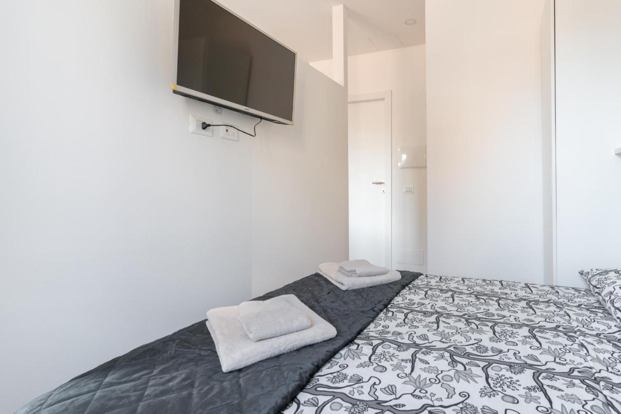 Cimiano Suite 21, New Apartment Milaan Buitenkant foto
